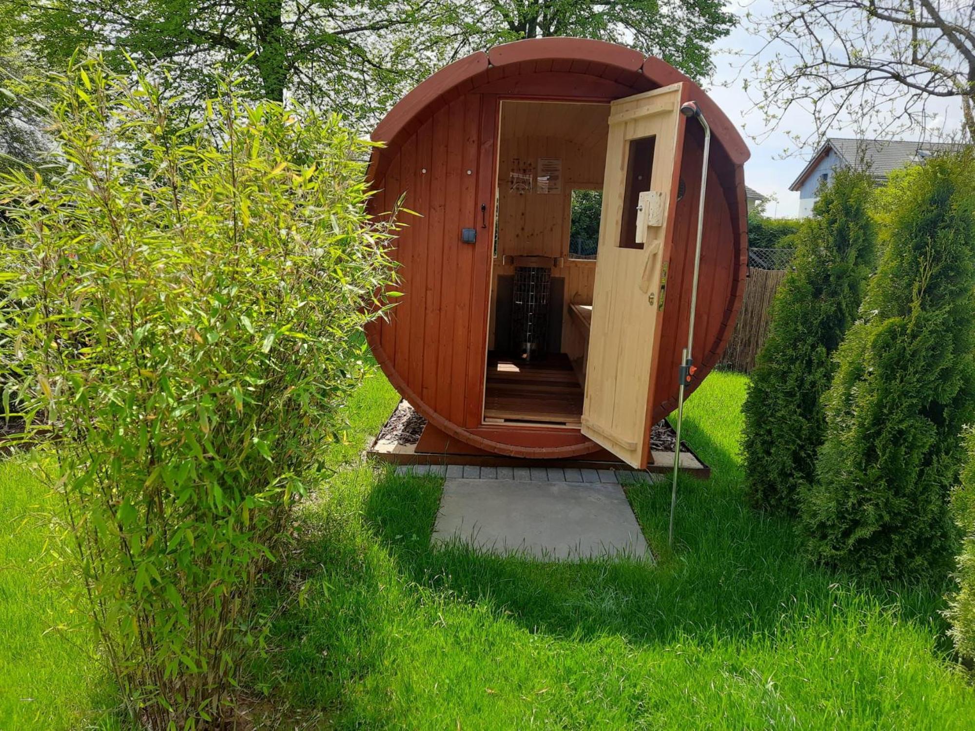 Ferienhaus Deine Zeit Mit Sauna Und Wallbox Nettersheim エクステリア 写真