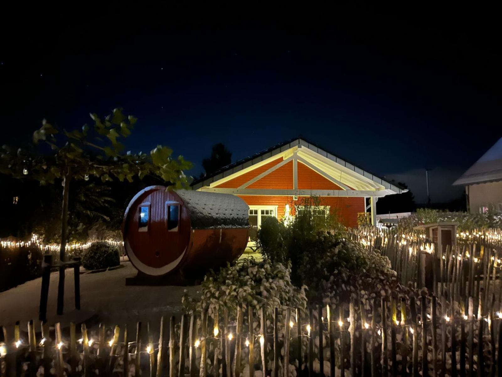 Ferienhaus Deine Zeit Mit Sauna Und Wallbox Nettersheim エクステリア 写真